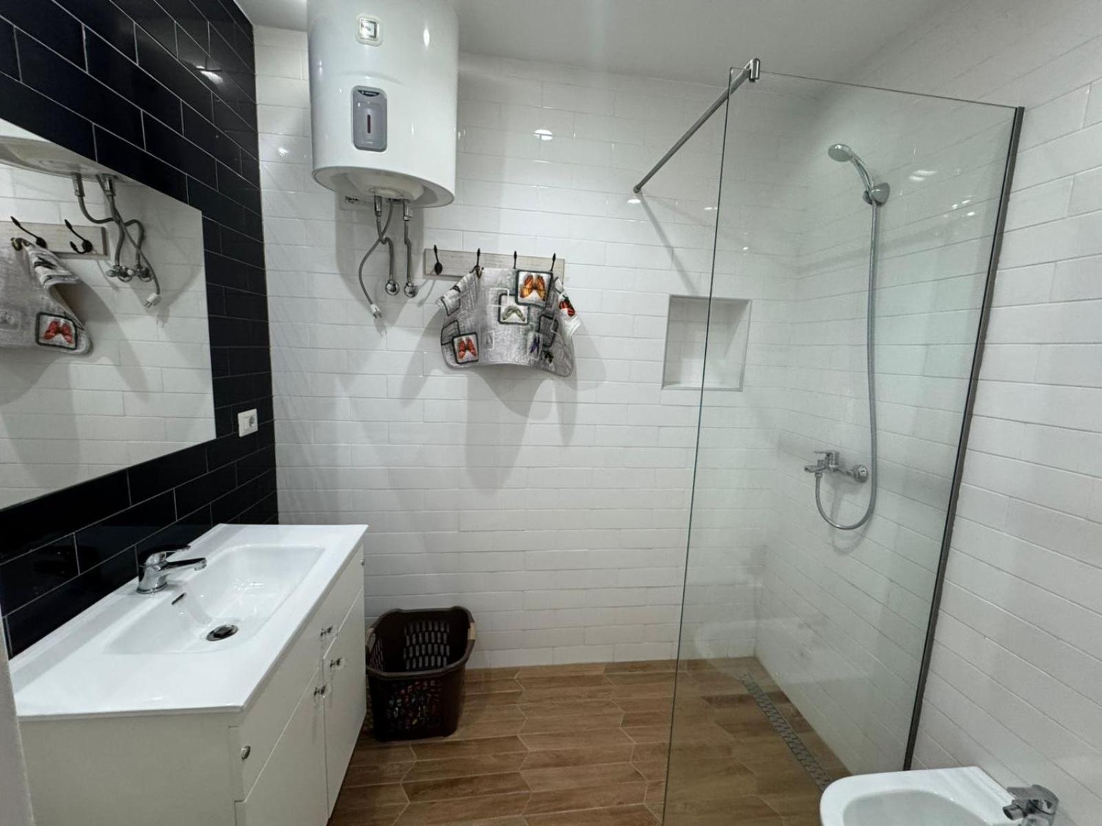 Aura Luxury * Durrës