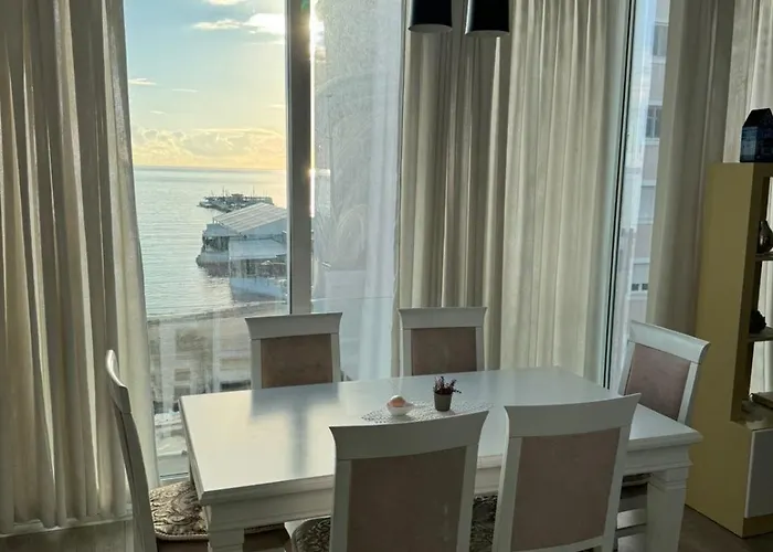Aura Luxury Apartment